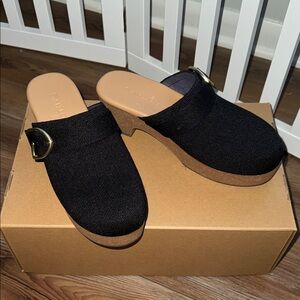 Rothy's Black and Tan Clogs NWT!